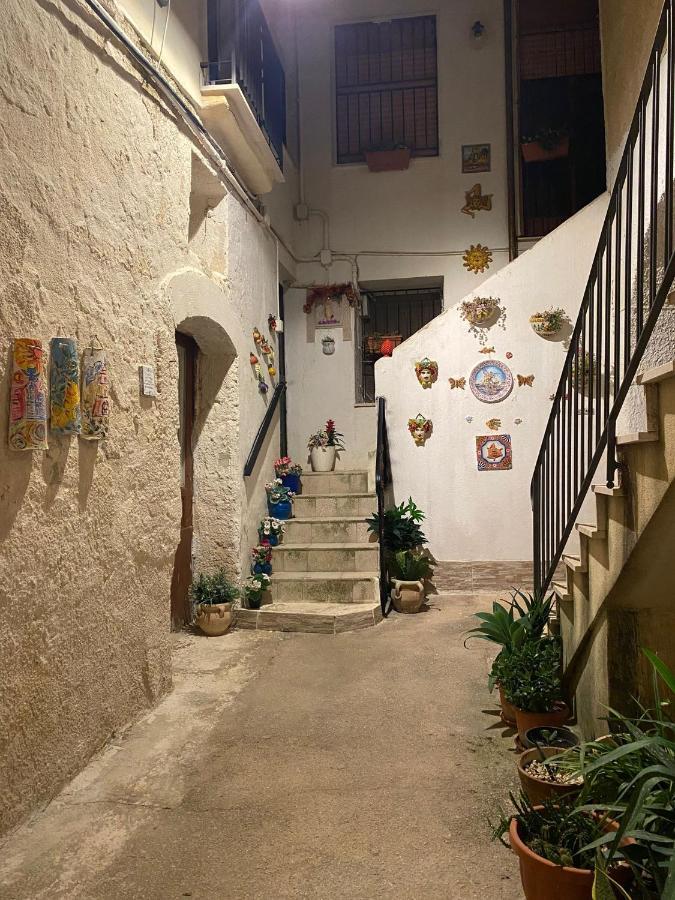 מזרה דל ואלו Casa Vacanze Marinella מראה חיצוני תמונה